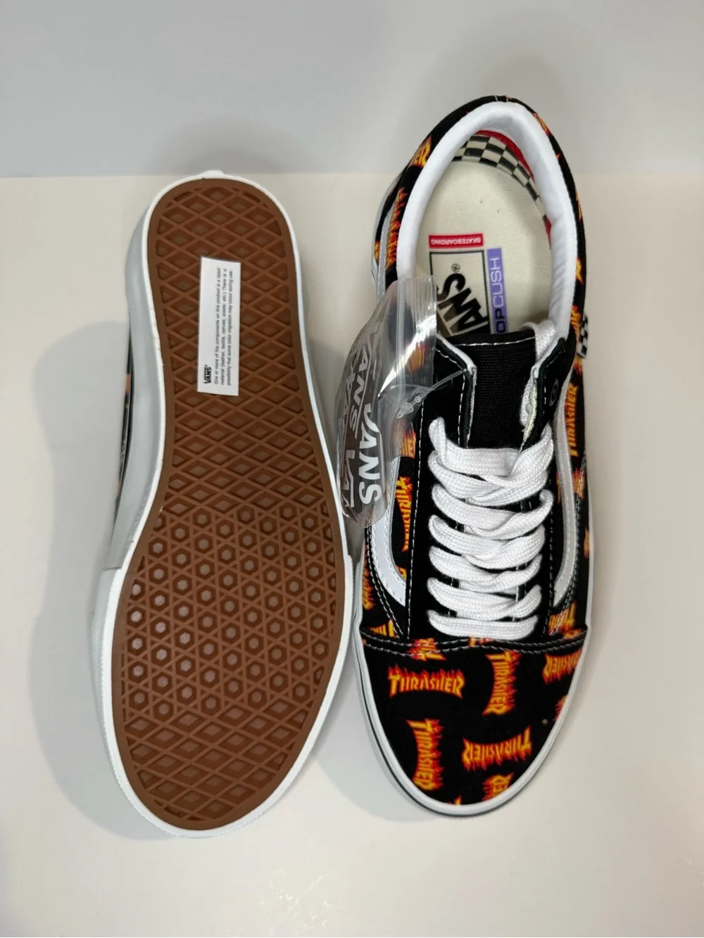 Vans Black & Orange Thrasher Flame Old Skool Sneakers - Men